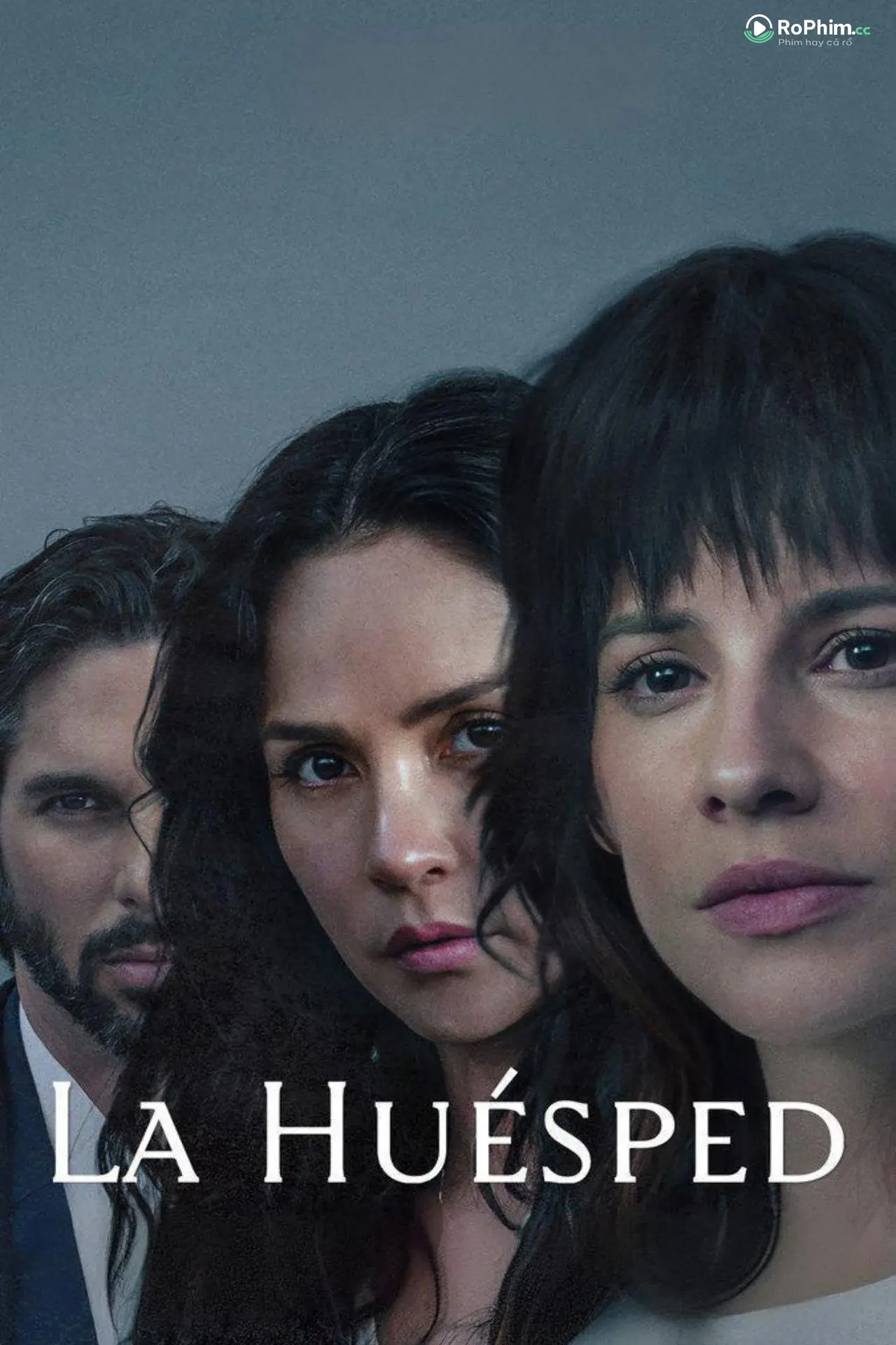 Khách Lạ Đêm Đến